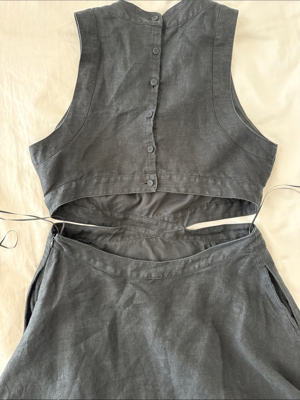 Banana Republic Black Sleeveless Cutout Midi Dress - Picture 4 of 6